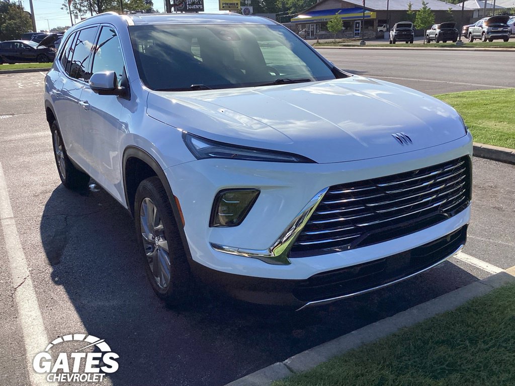 Used 2025 Buick Enclave Preferred SUV