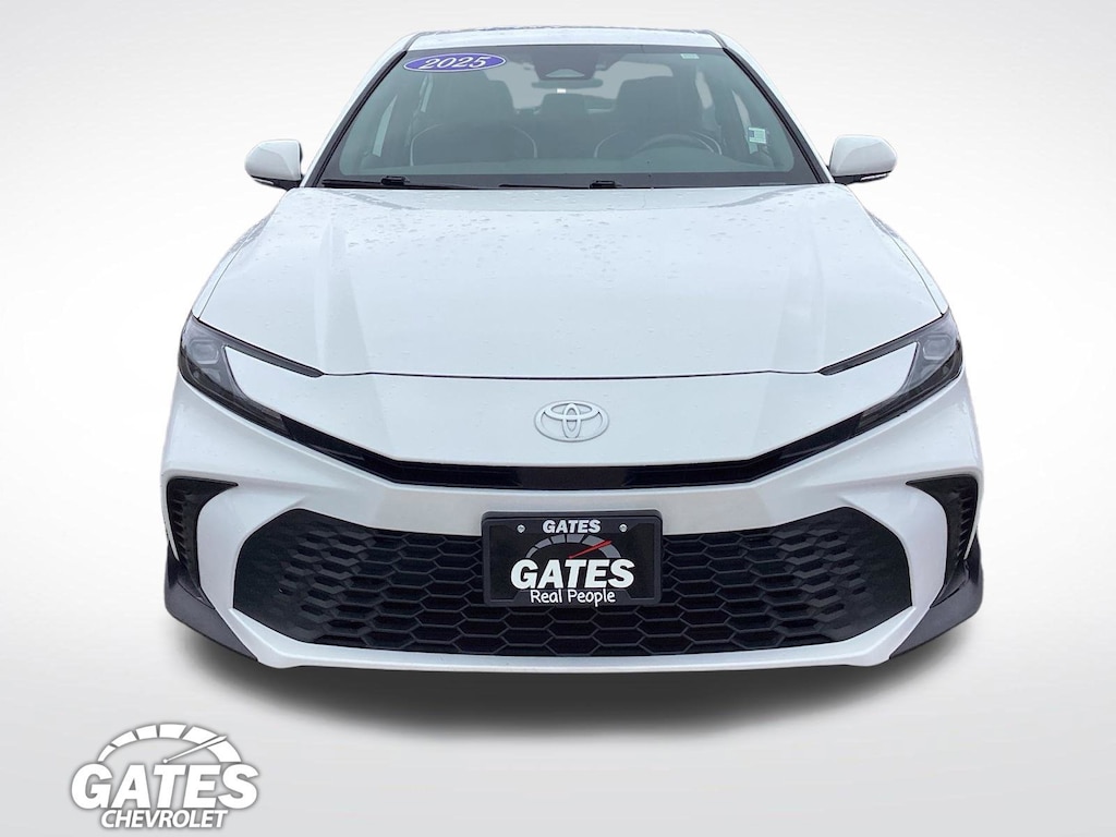 Used 2025 Toyota Camry LE