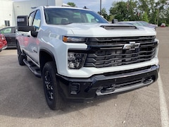 2025 Chevrolet Silverado 2500 HD Custom Truck