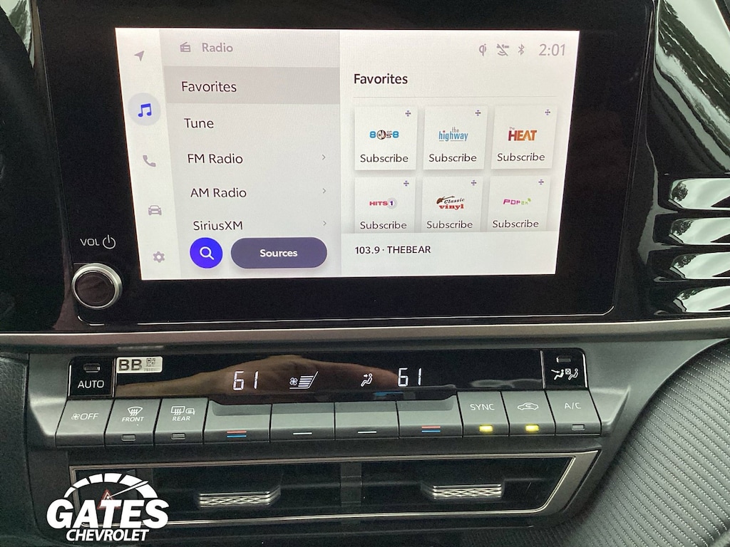 Used 2025 Toyota Camry LE
