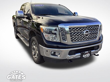 2019 Nissan Titan XD SL