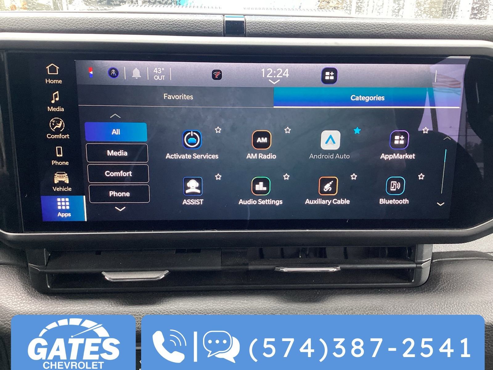 2024 Jeep Gladiator Sport photo 3