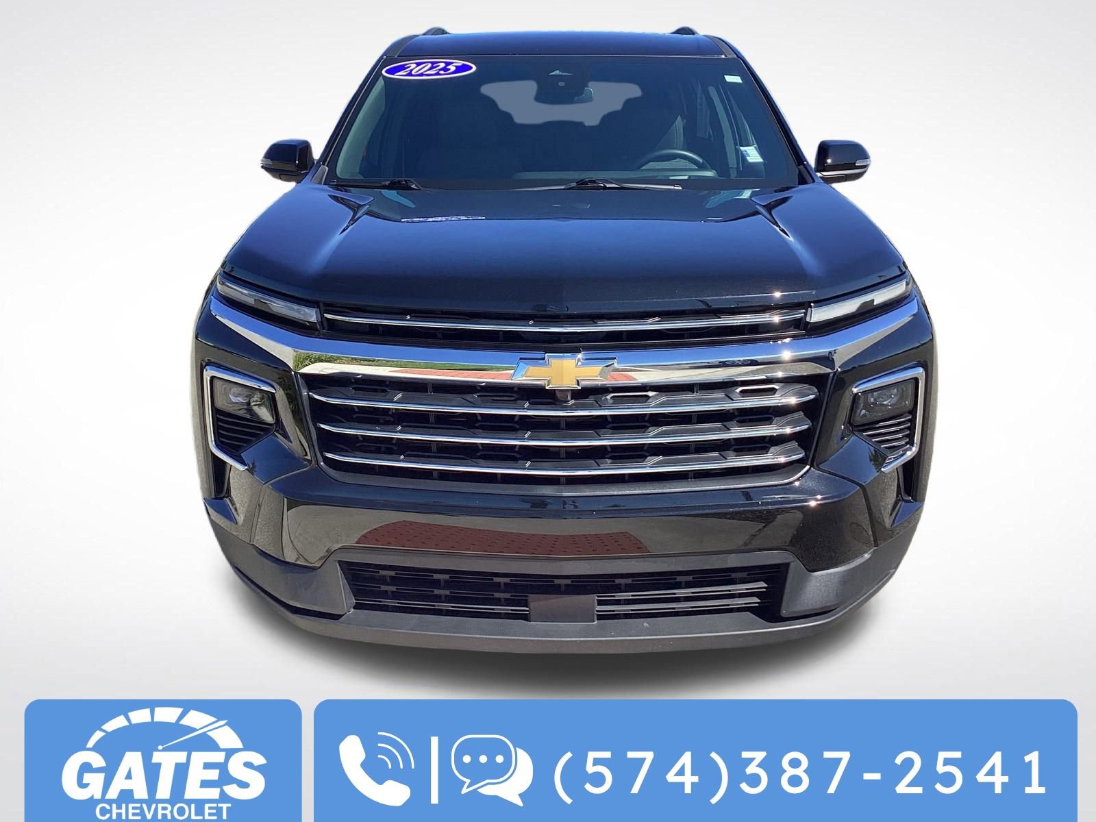 2025 Chevrolet Traverse photo 2
