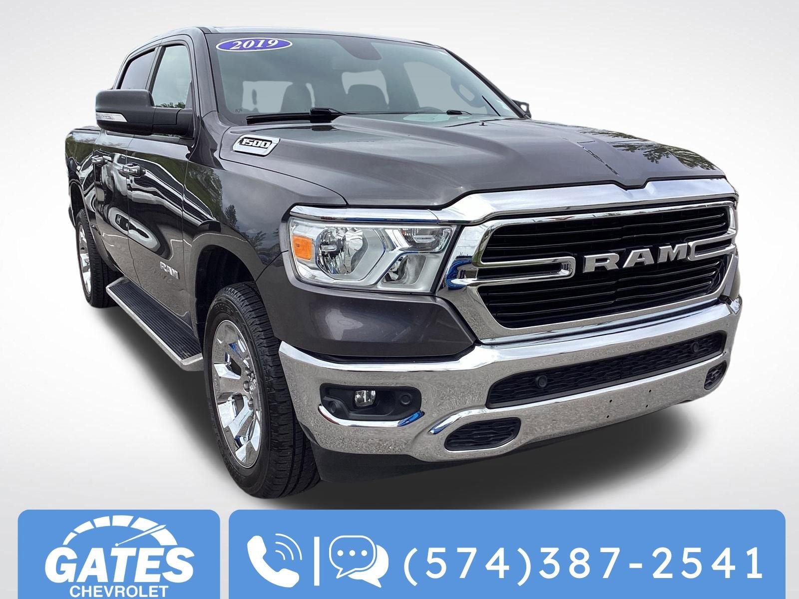 2019 RAM 1500 Big Horn/Lone Star 4x4 Crew Cab 5'7's photo