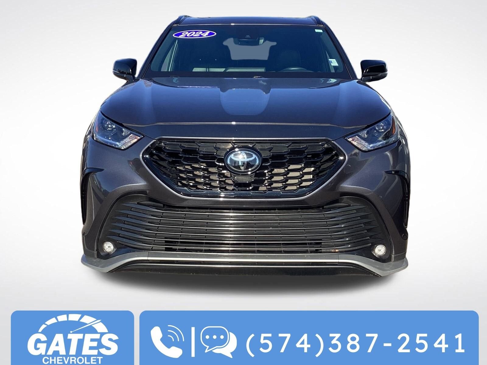 2024 Toyota Highlander LE photo 2