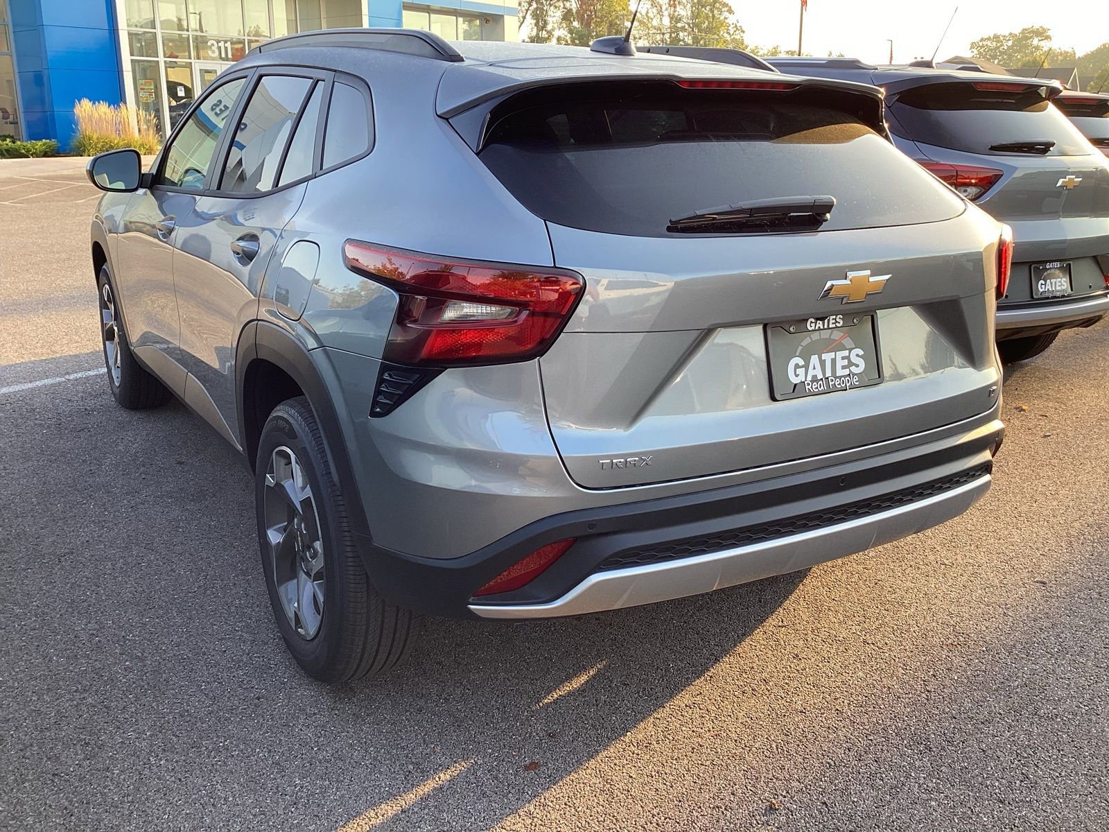 2025 Chevrolet Trax LT photo 2