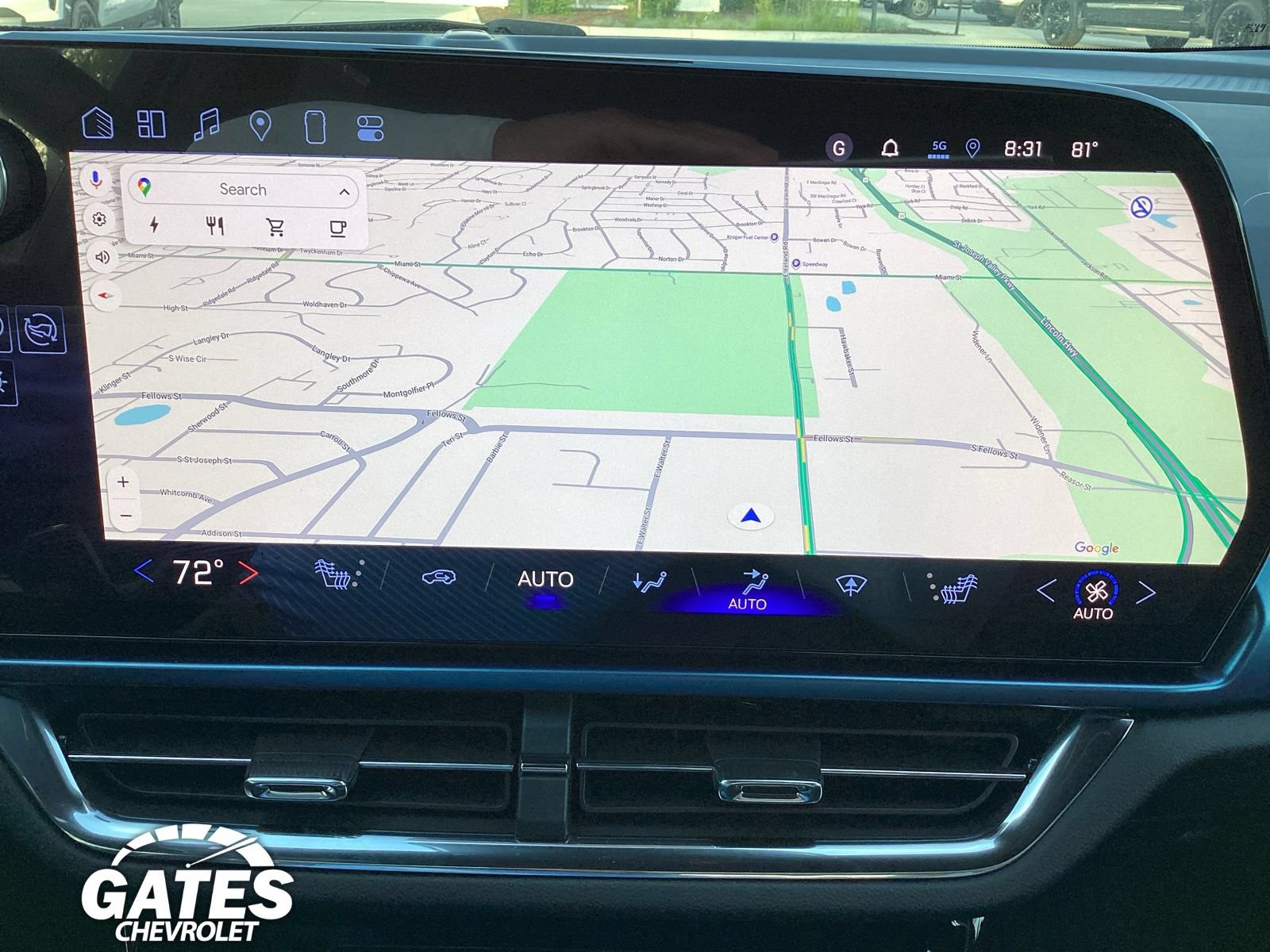 2025 Chevrolet Equinox EV 1LT - Photo 9