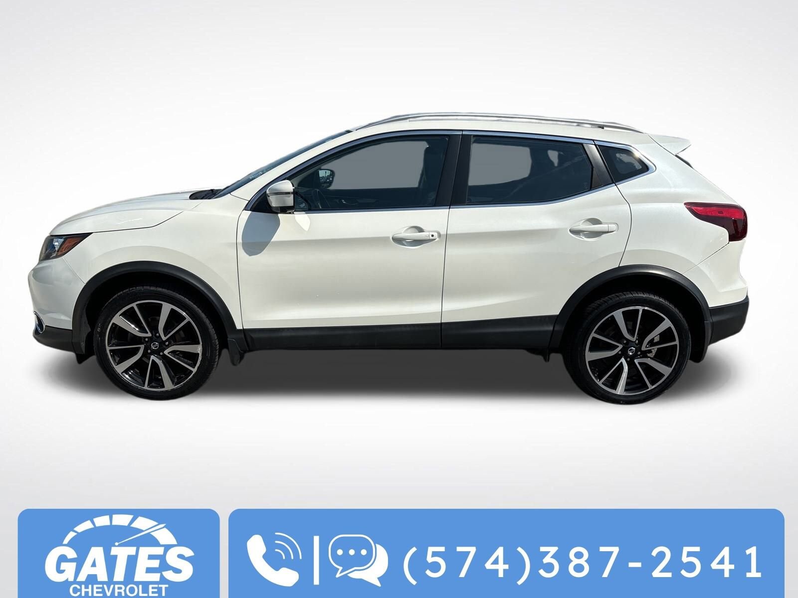 2017 Nissan Rogue Sport SL photo 3