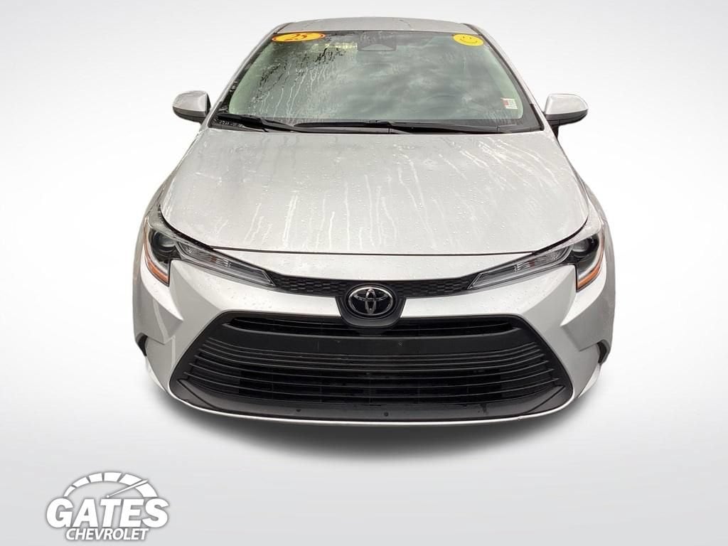 Used 2025 Toyota Corolla LE