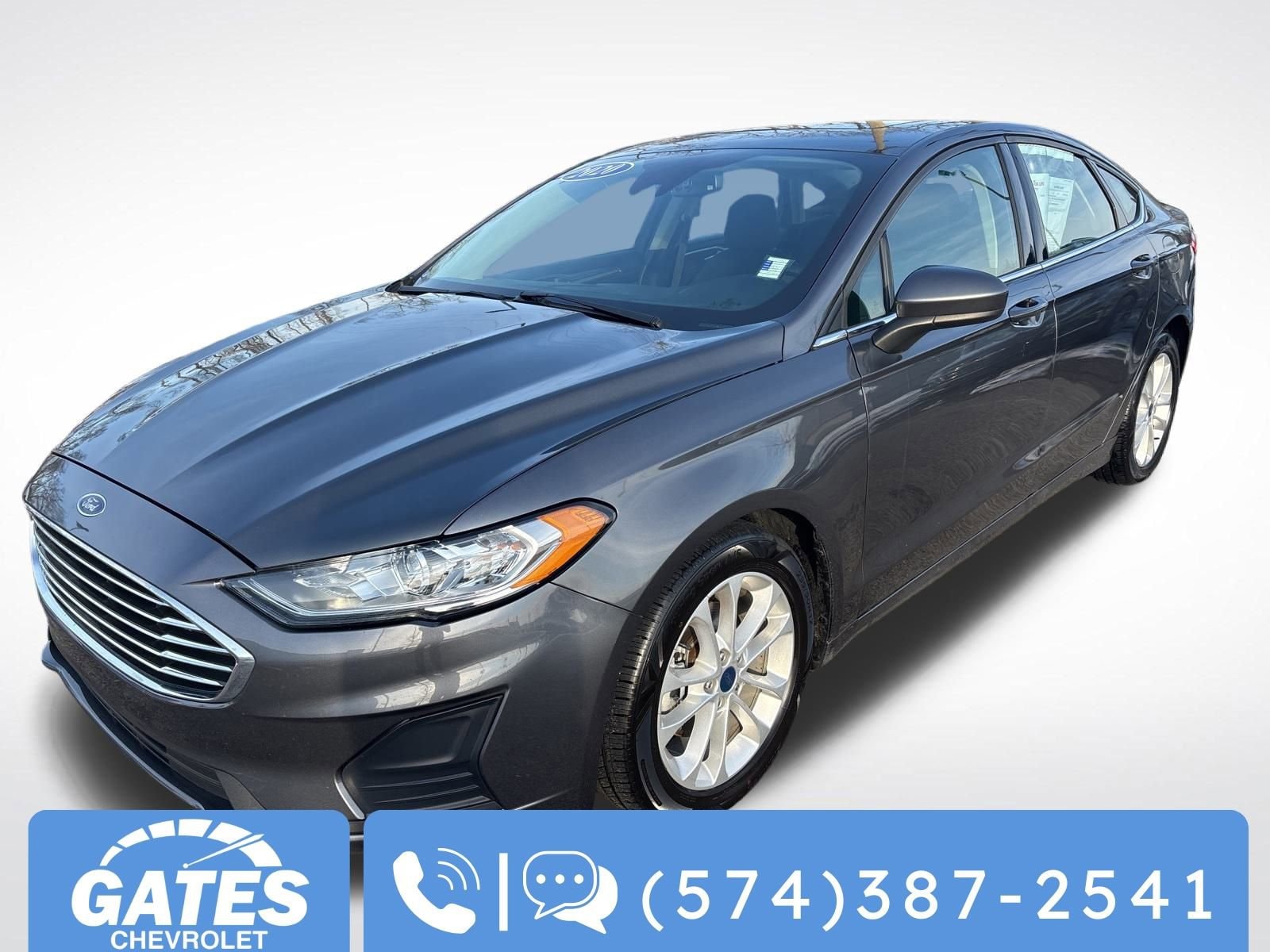 2020 Ford Fusion SE's photo