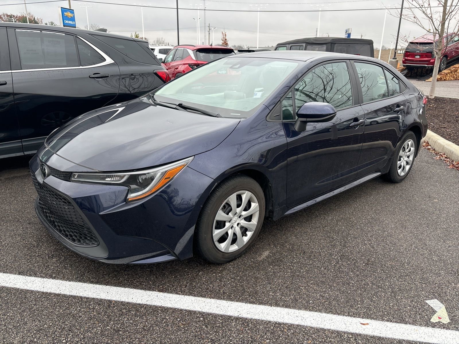 2021 Toyota Corolla LE photo 3