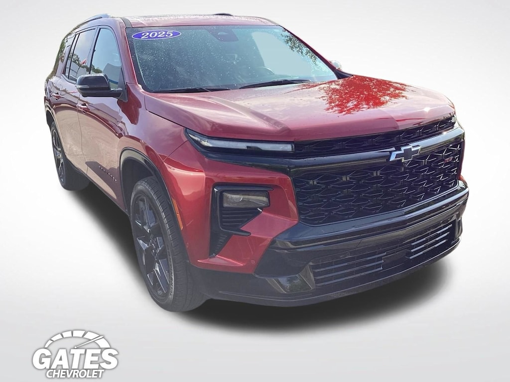 Used 2025 Chevrolet Traverse RS SUV