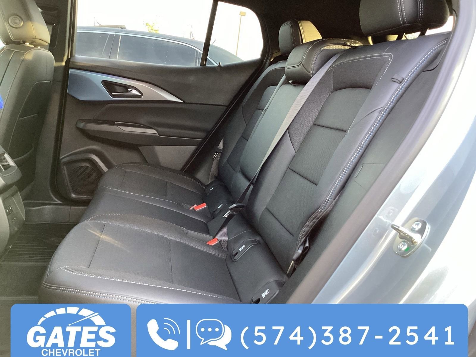 2025 Chevrolet Equinox EV LT - Photo 10