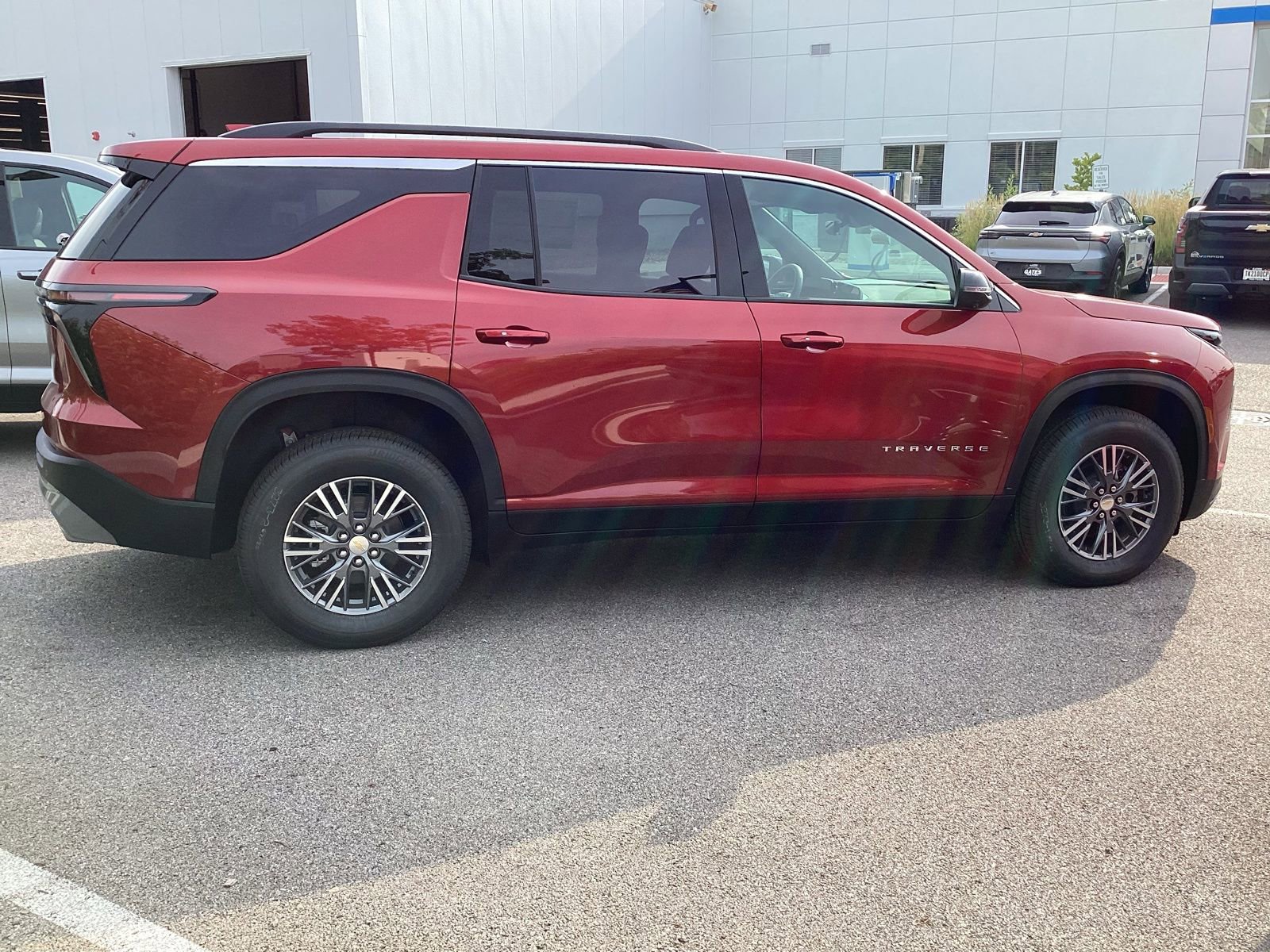 2026 Chevrolet Traverse photo 4