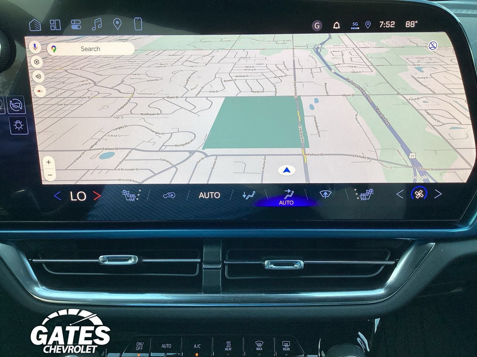 2026 Chevrolet Equinox EV 2LT - Photo 10