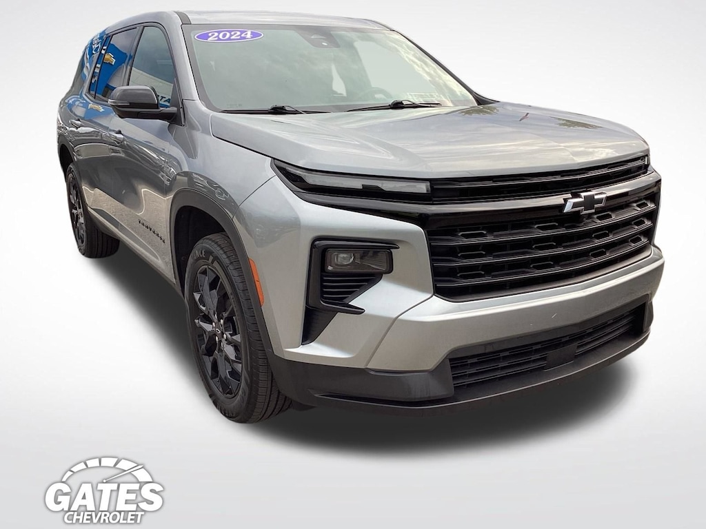 Used 2024 Chevrolet Traverse LS SUV