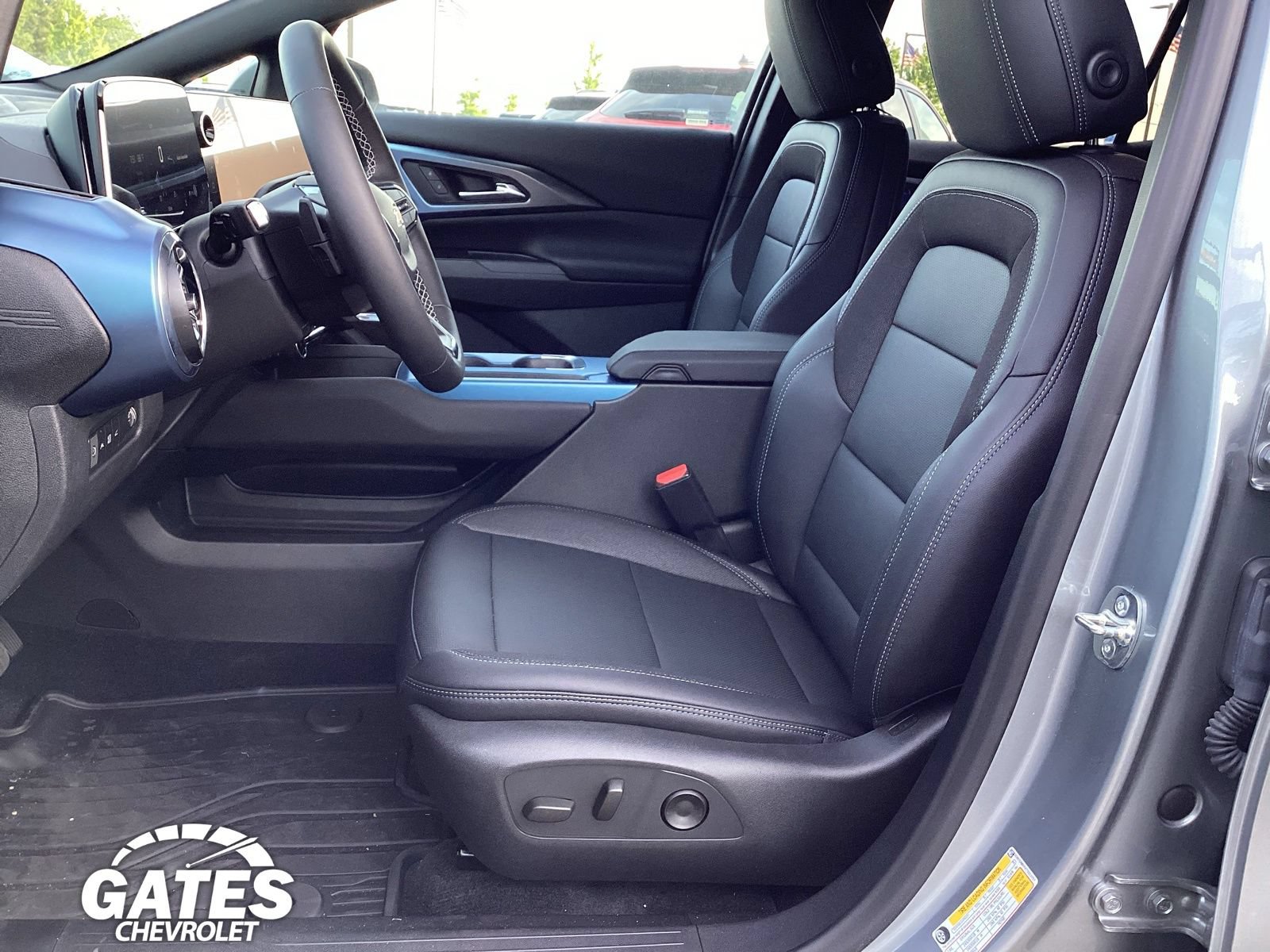 2026 Chevrolet Equinox EV 2LT - Photo 5