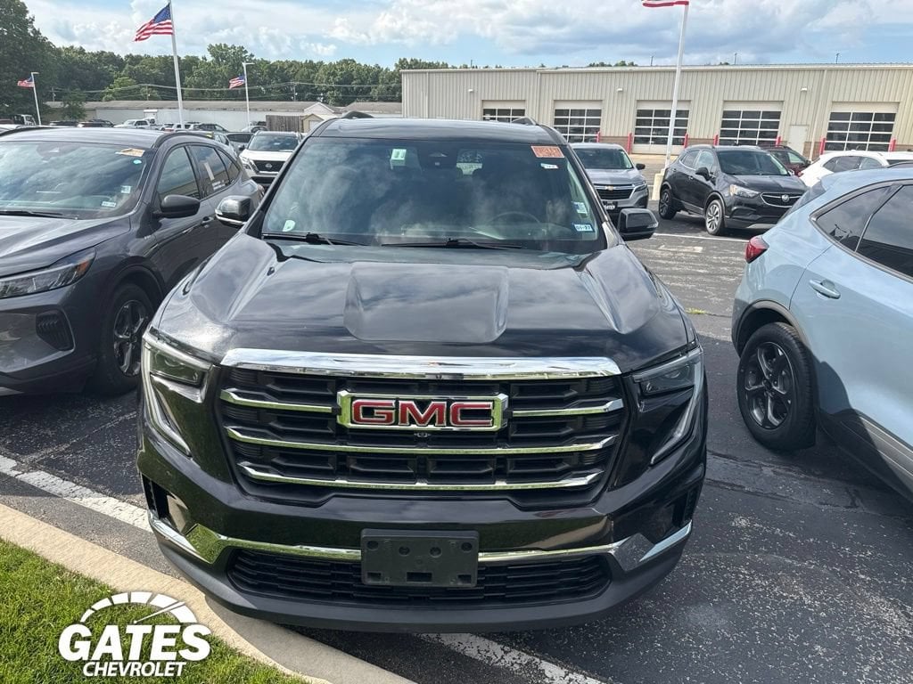 Used 2025 GMC Acadia Elevation SUV
