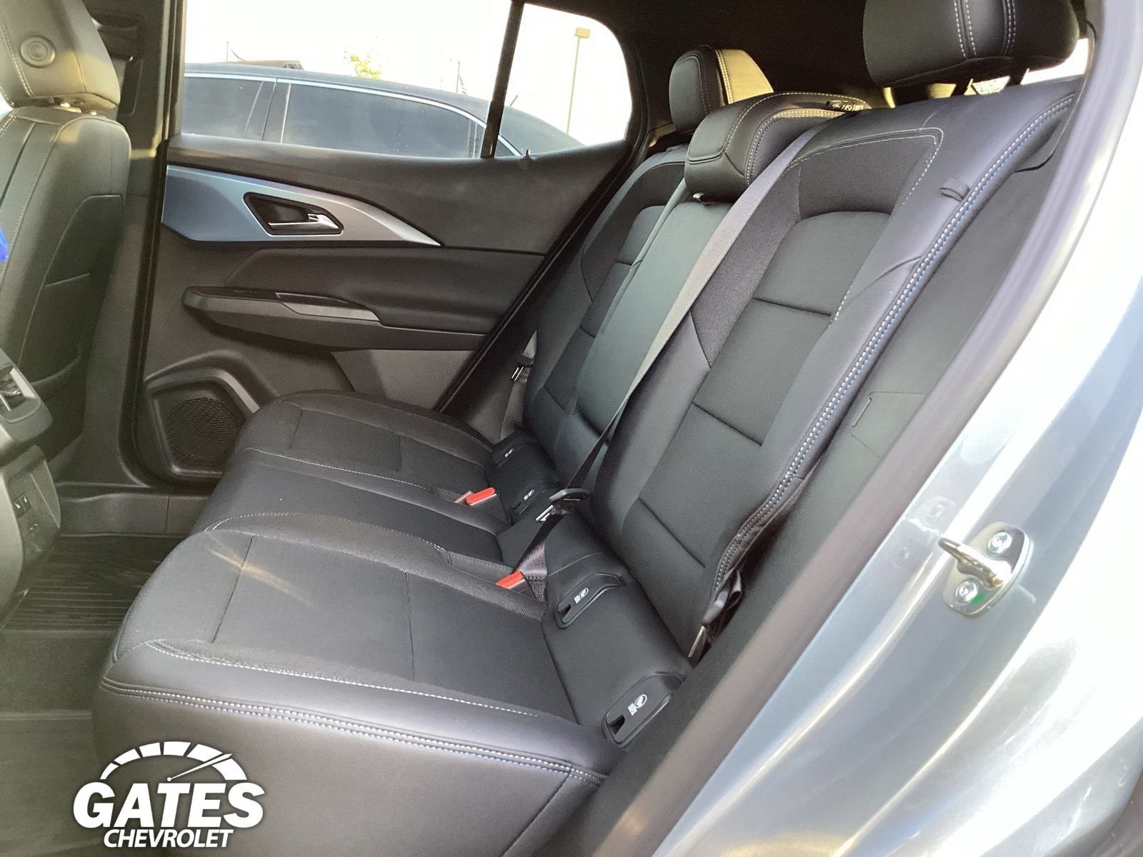 2025 Chevrolet Equinox EV 1LT - Photo 6