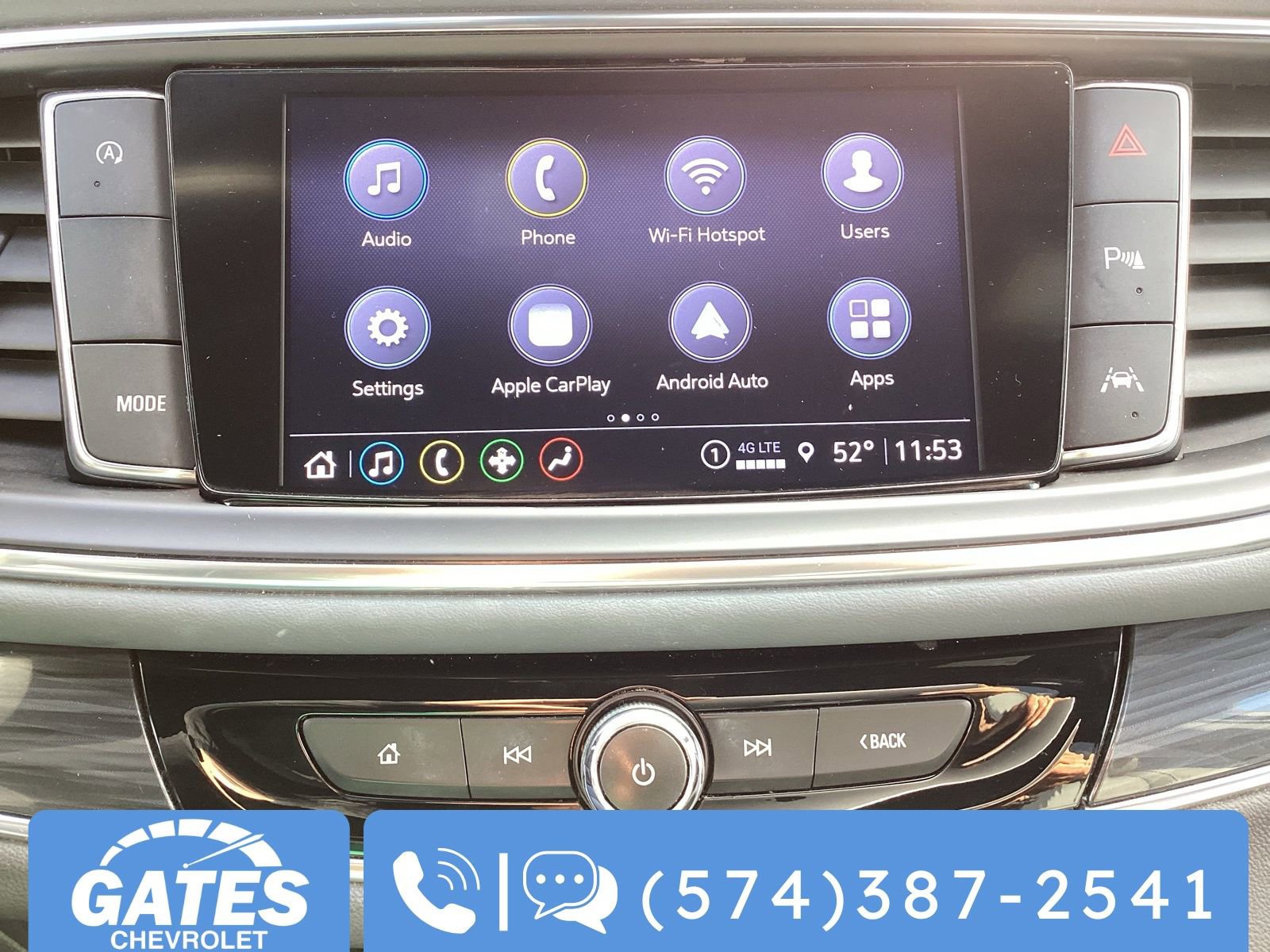 2022 Buick Enclave Essence photo 3