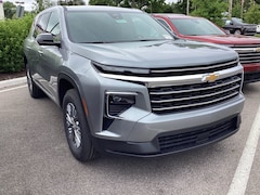 2025 Chevrolet Traverse LT SUV