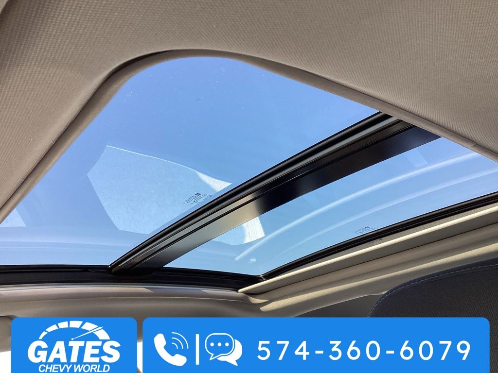 2024 Chevrolet Malibu 1LT photo 4