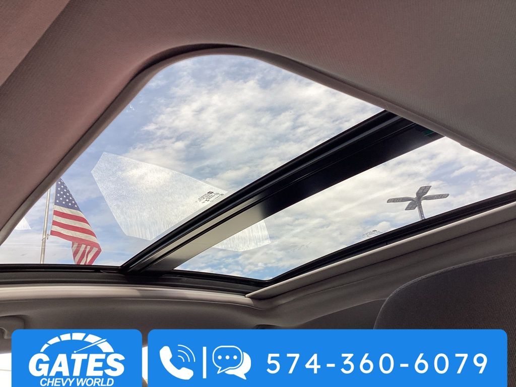 2024 Chevrolet Malibu 1LT photo 4