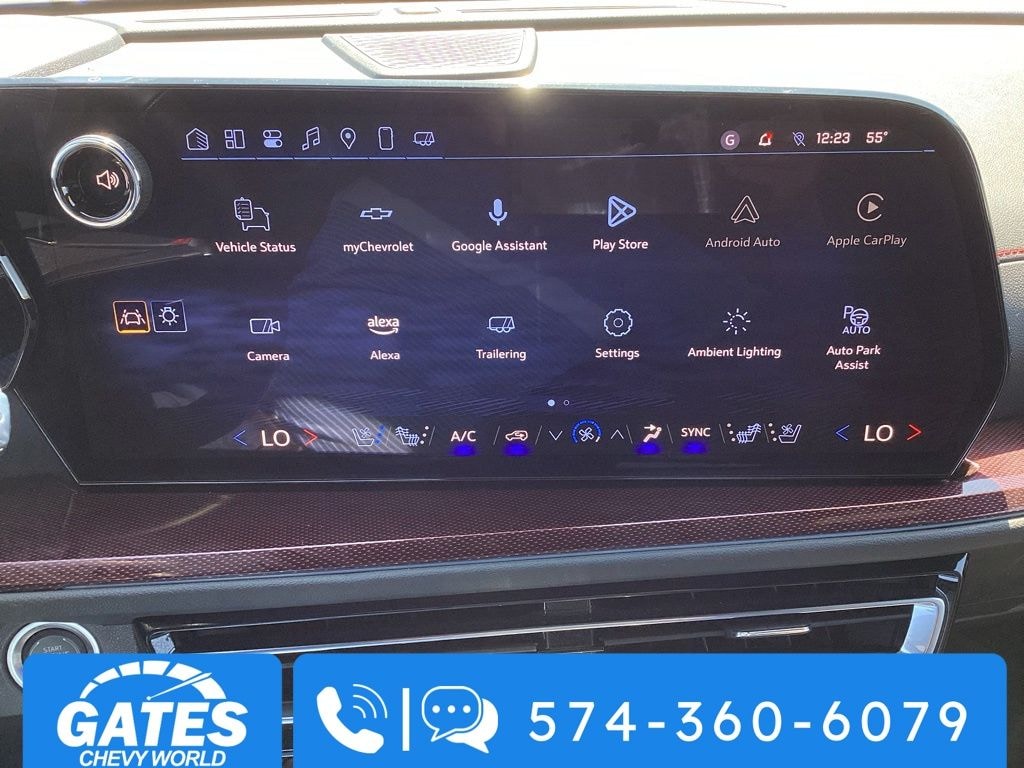Used 2025 Chevrolet Traverse RS SUV