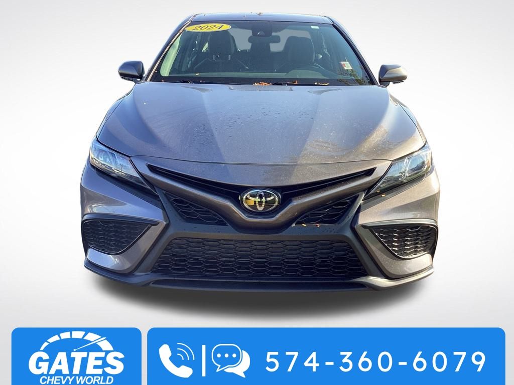 2024 Toyota Camry SE photo 2