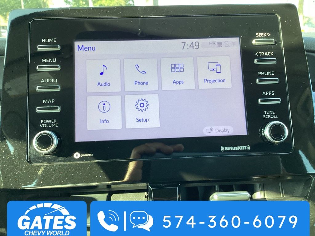 2024 Toyota Camry SE photo 3