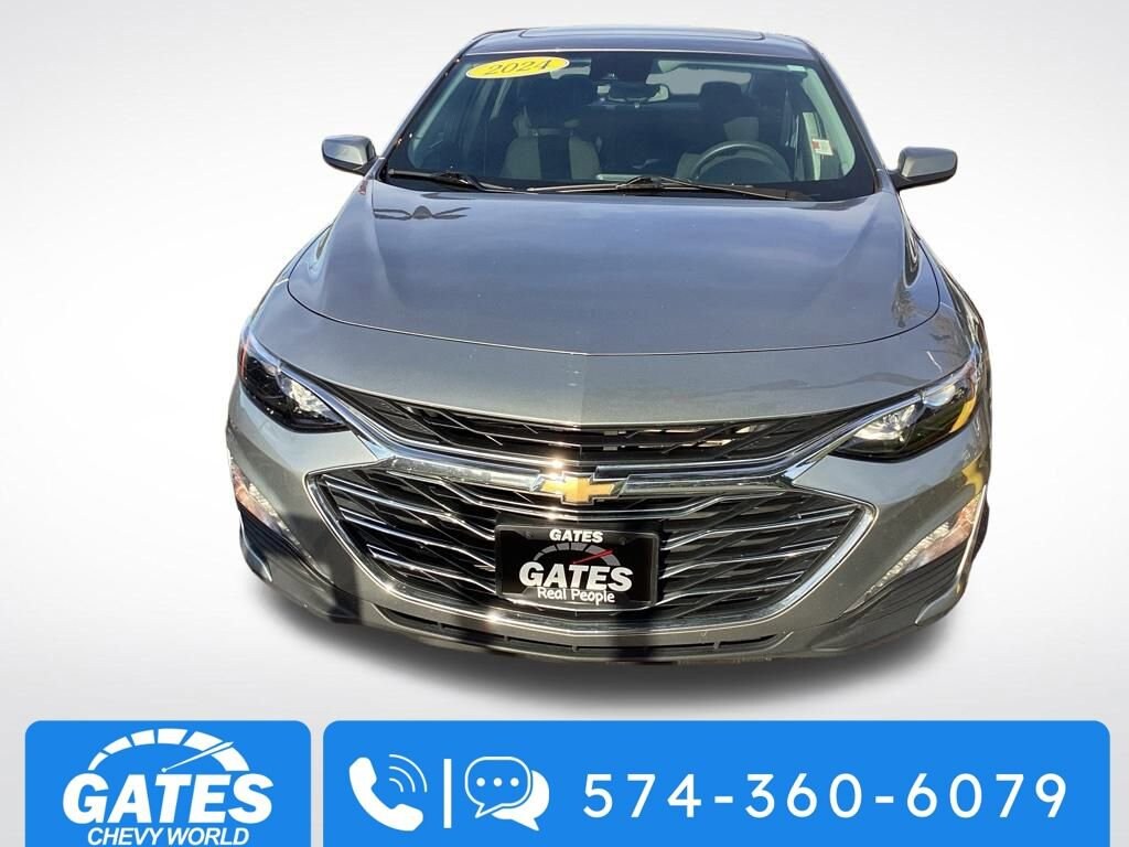 2024 Chevrolet Malibu 1LT photo 2