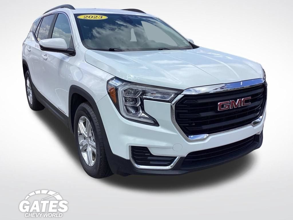 Used 2023 GMC Terrain SLE SUV