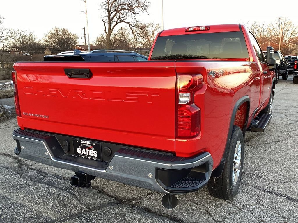 2025 Chevrolet Silverado 2500HD Work Truck photo 4