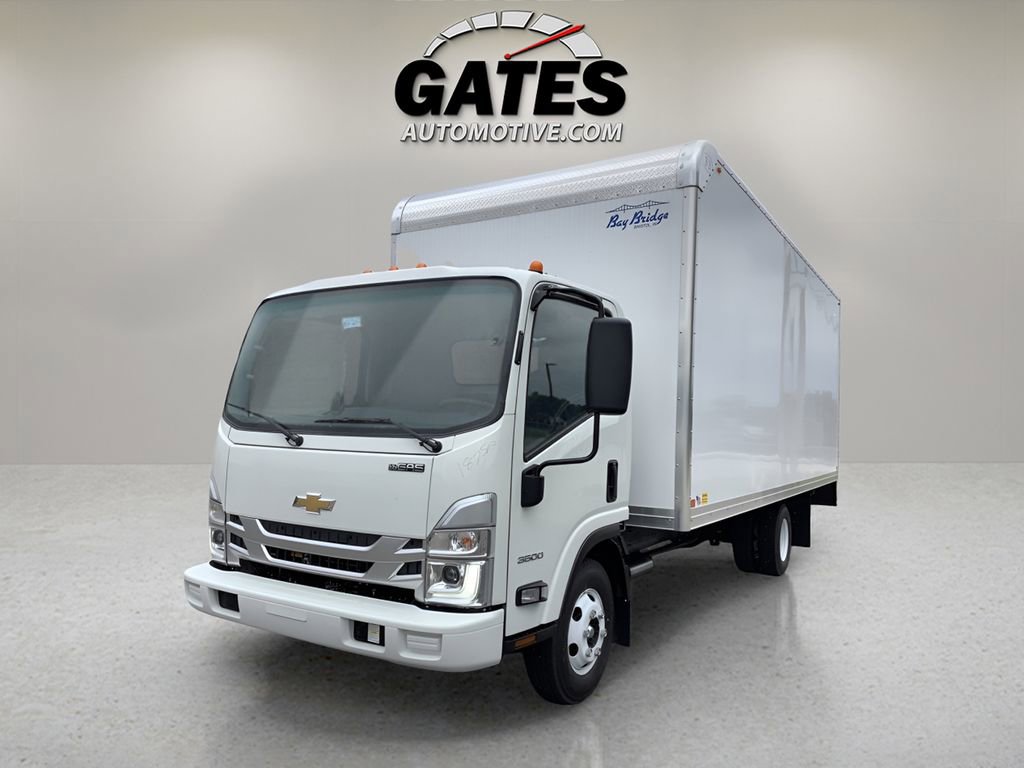 2025 Chevrolet Silverado 3500HD photo 2