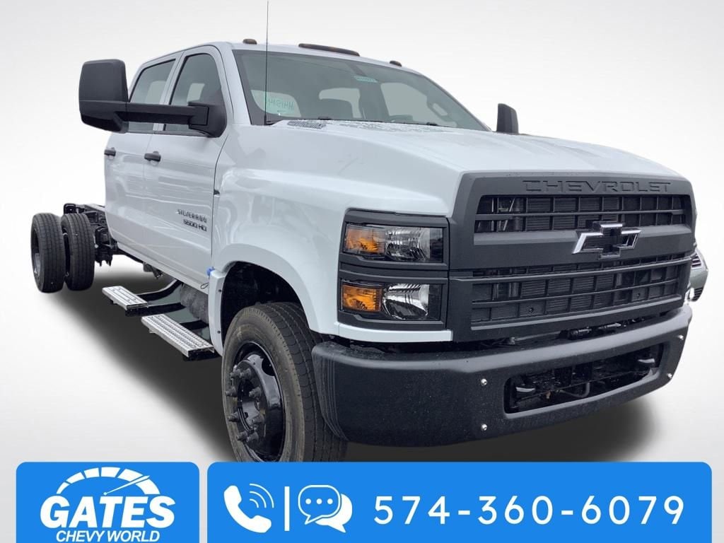 2024 Chevrolet Silverado 4500 Medium Duty Chassis Cab Work Truck's photo