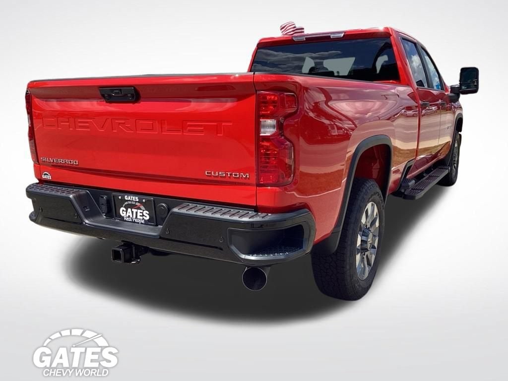 2026 Chevrolet Silverado 2500 HD Custom - Photo 4