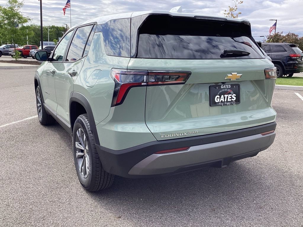 2026 Chevrolet Equinox LT photo 3