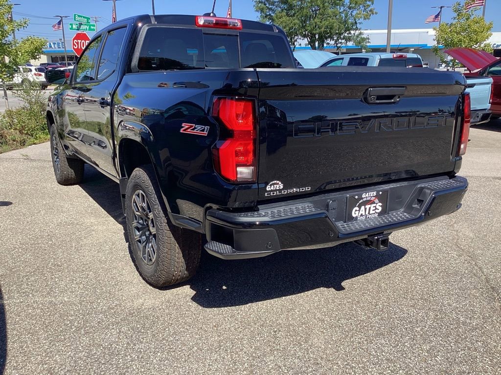 2026 Chevrolet Colorado Z71 photo 2