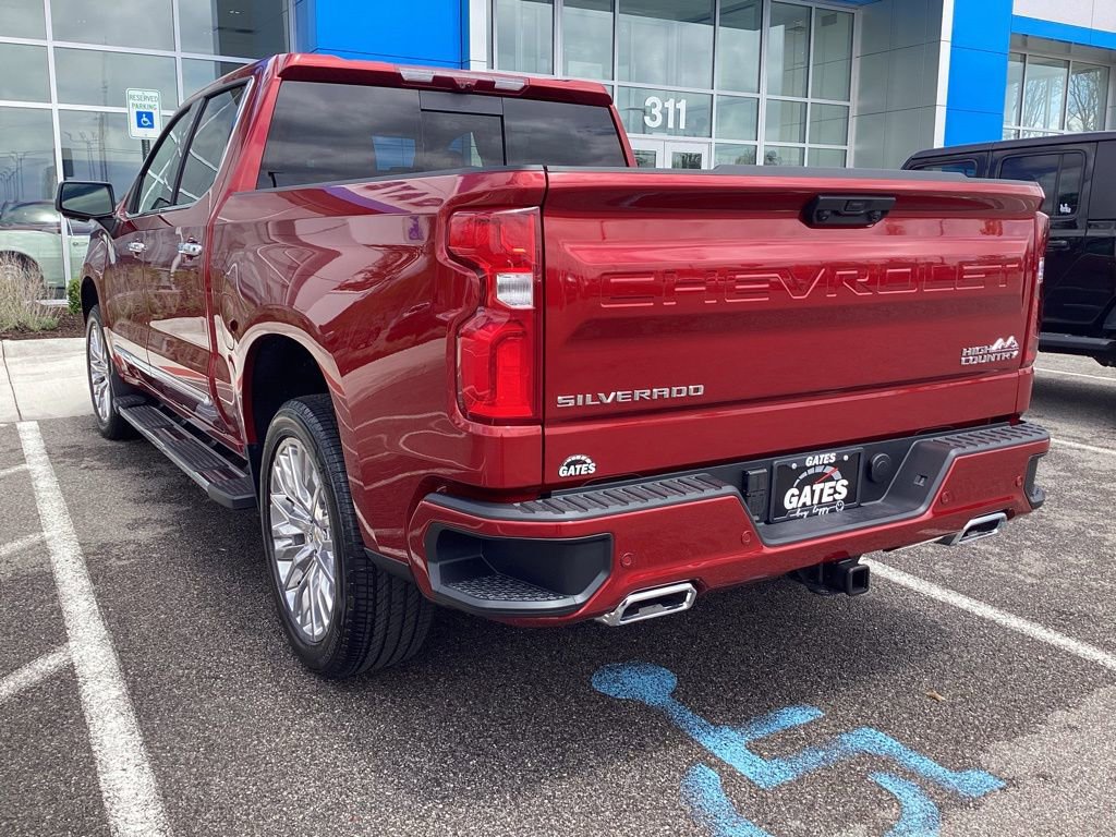 2025 Chevrolet Silverado 1500 High Country photo 3