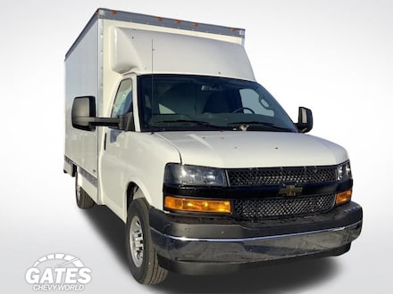 2024 Chevrolet Express Cutaway 3500 1WT Cutaway Van