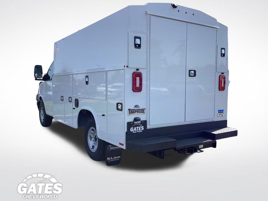 New 2025 Chevrolet Express Cutaway 3500 1WT Cutaway Van