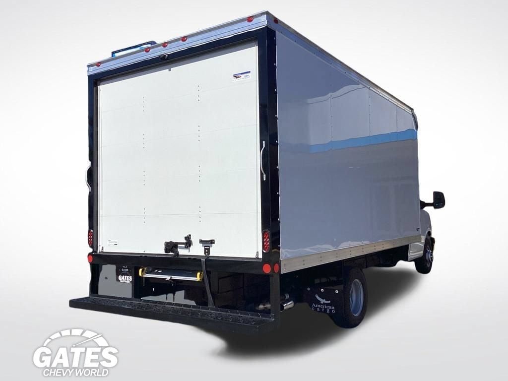 New 2026 Chevrolet Express Cutaway 3500 1WT Cutaway Van