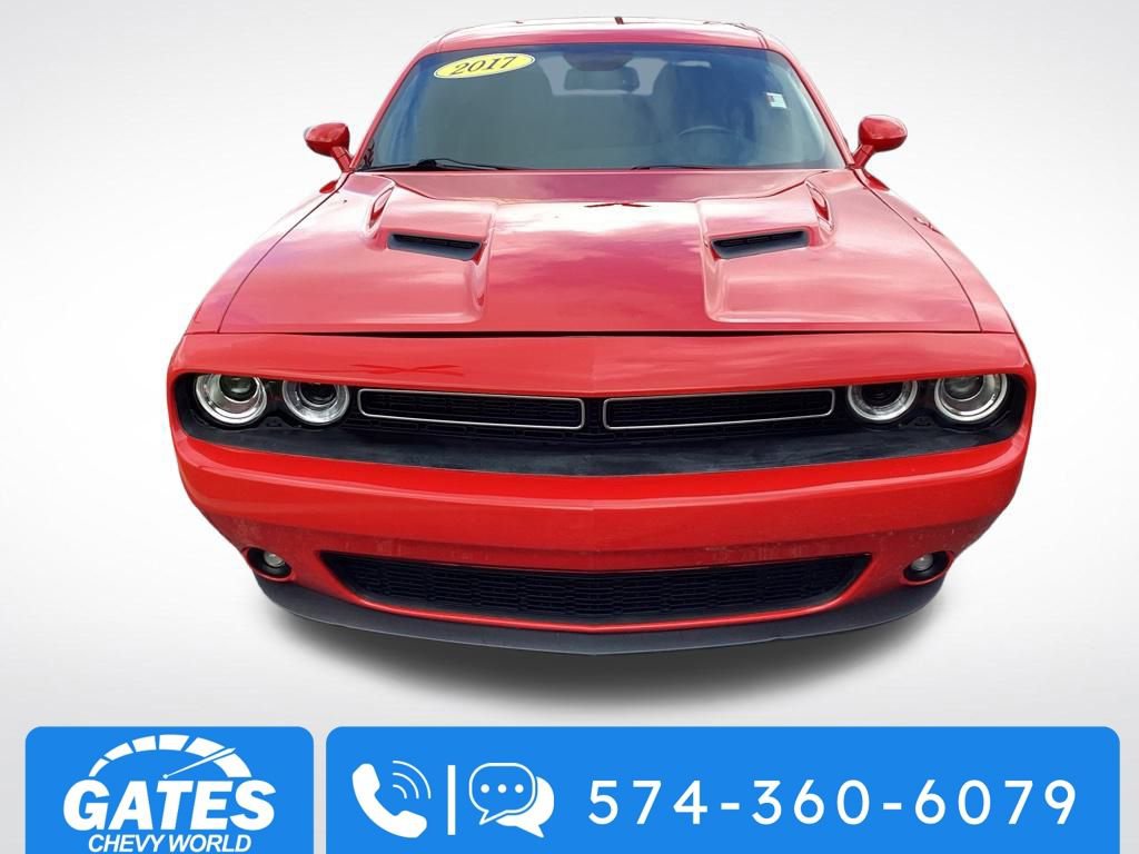 2017 Dodge Challenger GT photo 2