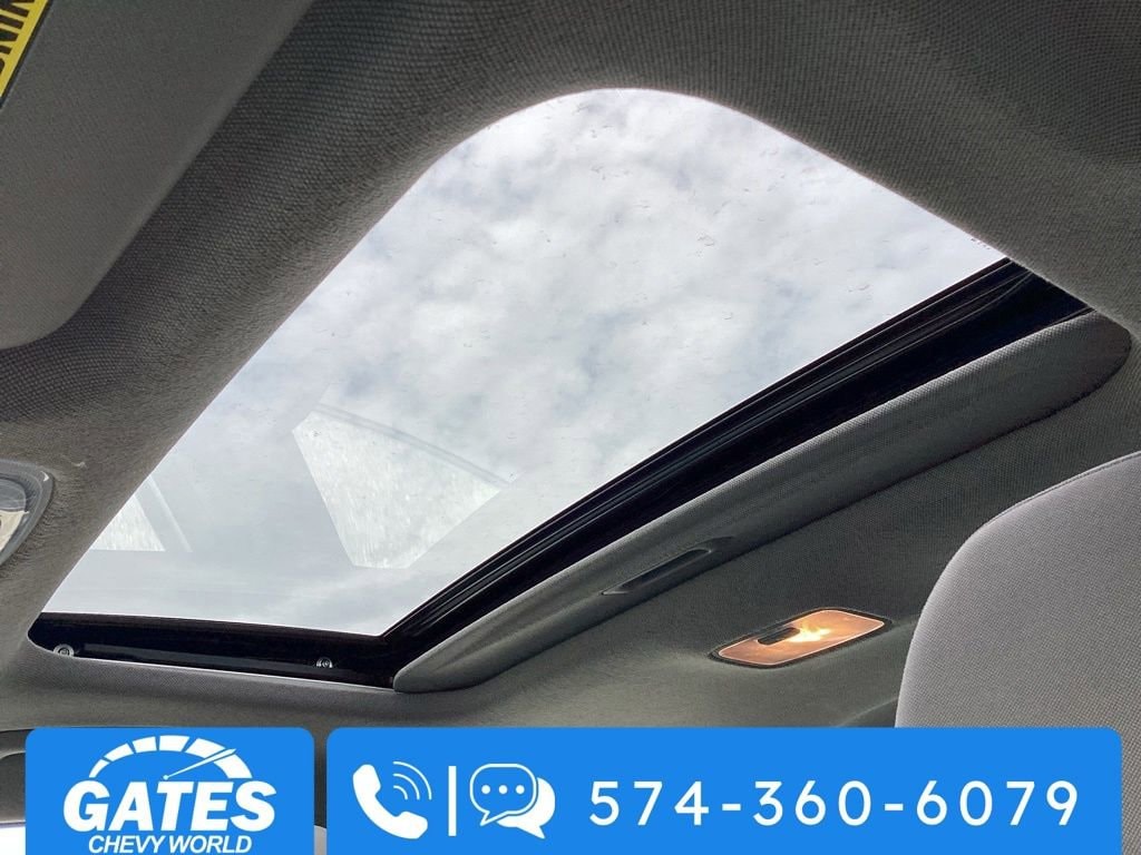 Used 2025 Hyundai Elantra SEL Convenience Sedan
