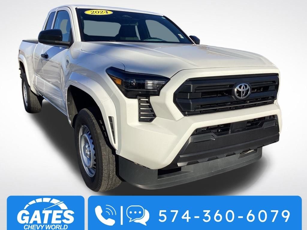 2024 Toyota Tacoma SR's photo