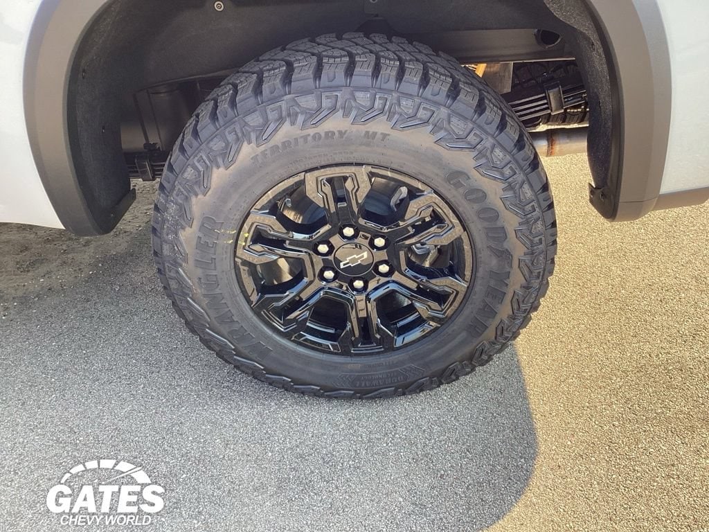 2026 Chevrolet Silverado 1500 ZR2 - Photo 17