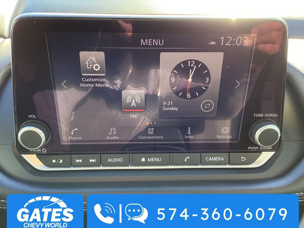 2024 Nissan Rogue SV photo 2