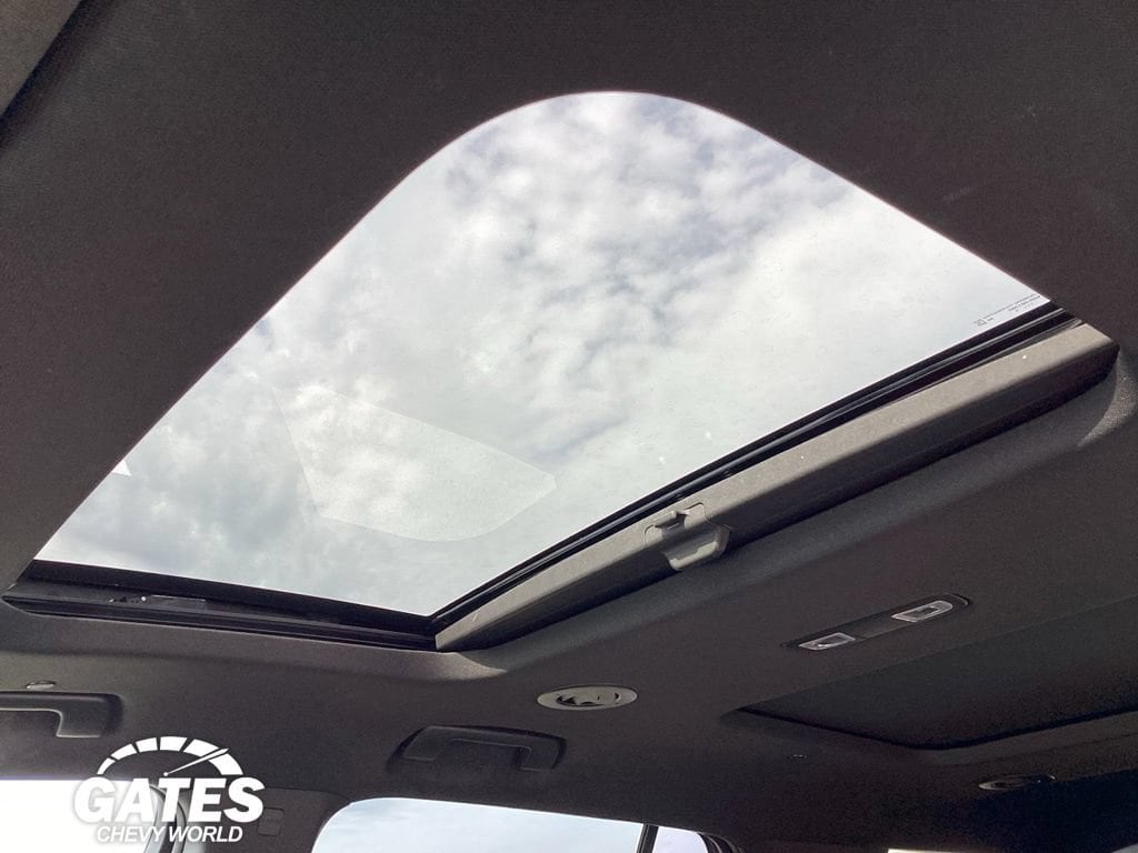 Used 2023 Chevrolet Traverse LT Leather SUV