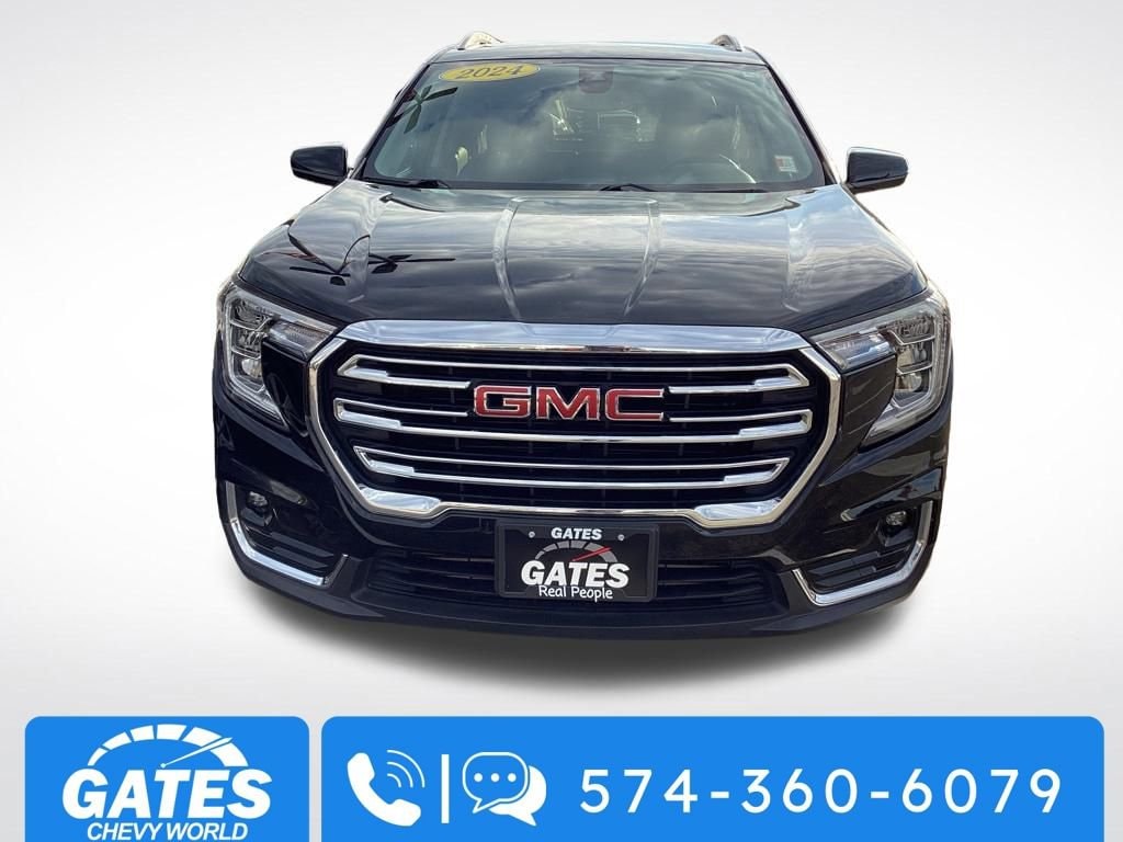 Used 2024 GMC Terrain SLT SUV