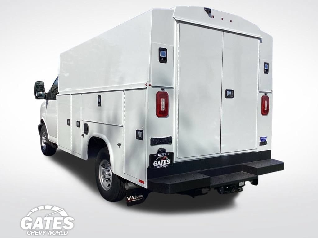 New 2025 Chevrolet Express Cutaway 3500 1WT Cutaway Van